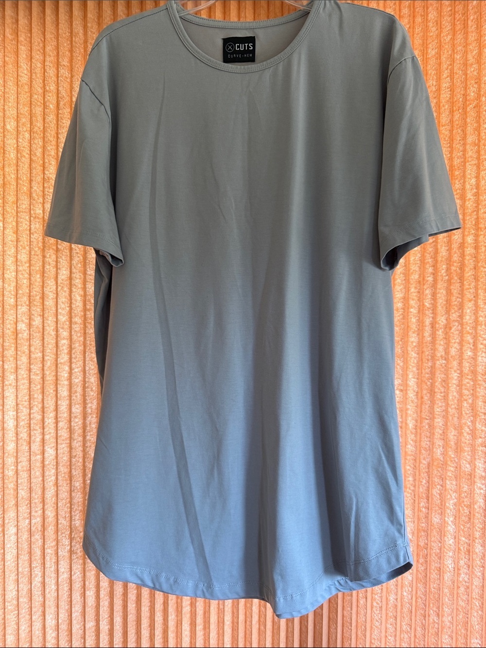 Cuts Men’s Crew Neck T-Shirt in Slate Gray Size XXL NWOT